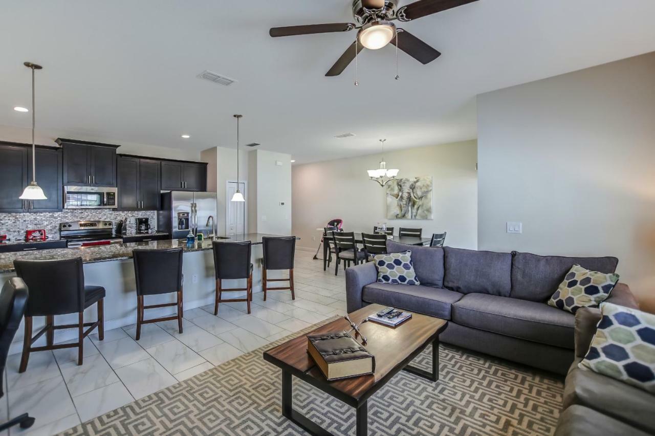 C - New 4 Bedroom Home - 5 Miles To Disney - Free Water Park - Private Pool Kissimmee Exterior foto